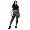 collant sport femme avec des poches latérales couleur camouflage gris-orange physique affûté côté face
