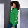 femme avec un sweat à capuche couleur vert de la marque physique affûté vue de côté gauche